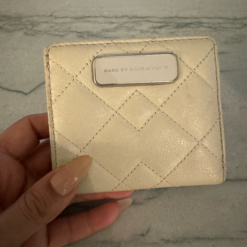 Marc Jacobs Leather wallet